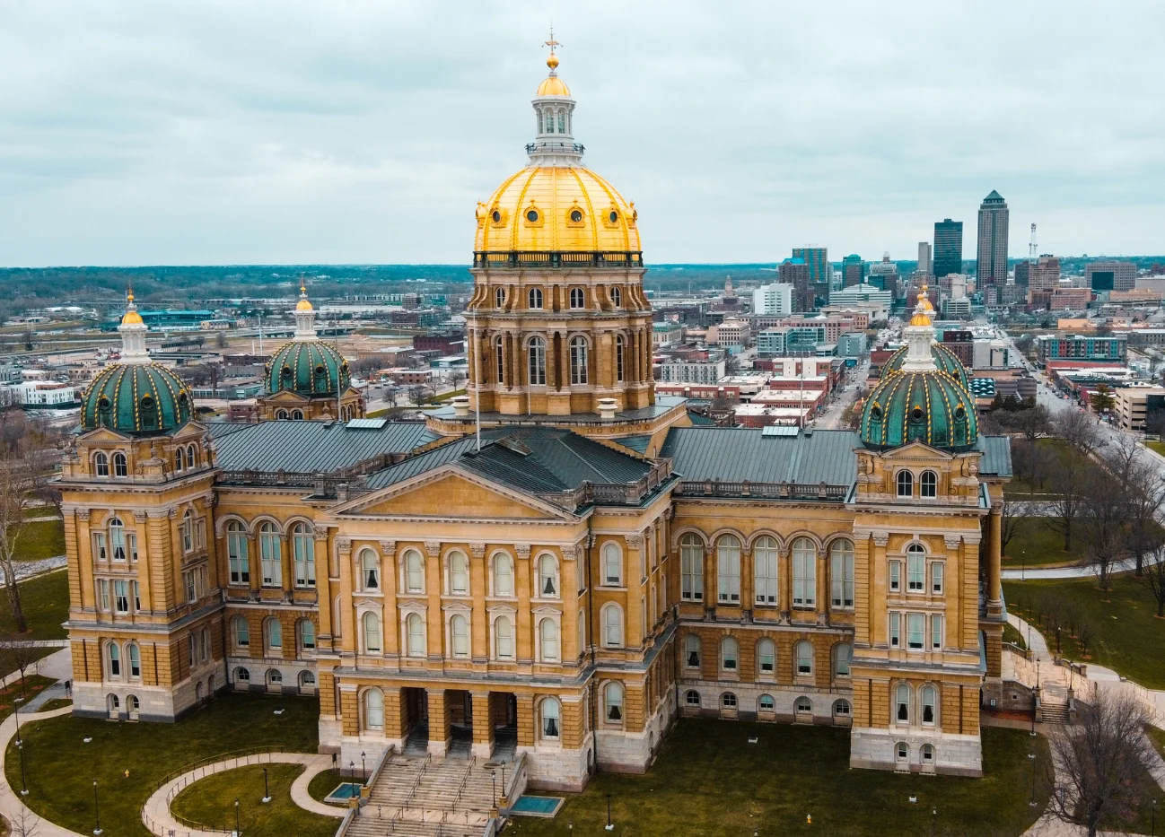 Des Moines