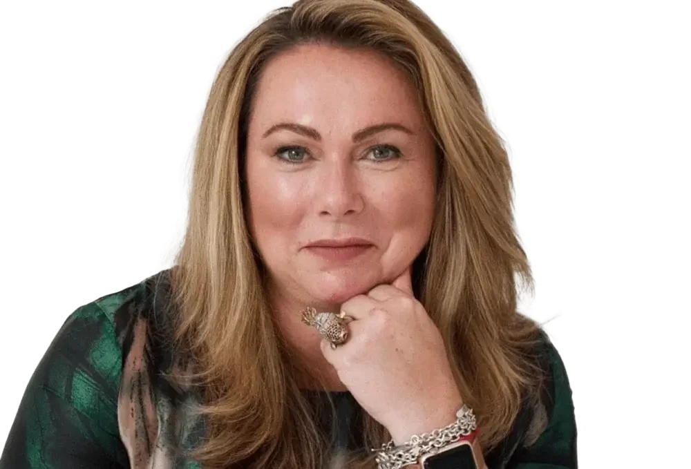 Holly Tucker