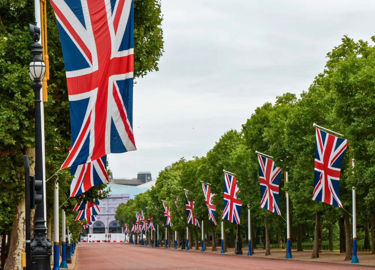 Book Keynote Speakers in the United Kingdom | Event Specialists