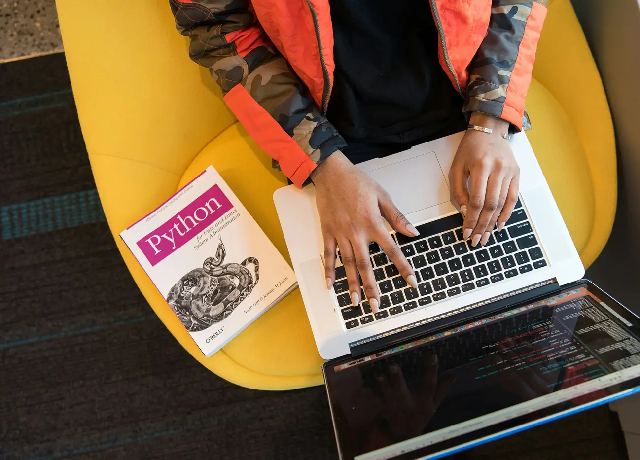 Book Inspiring Women in Tech Speakers